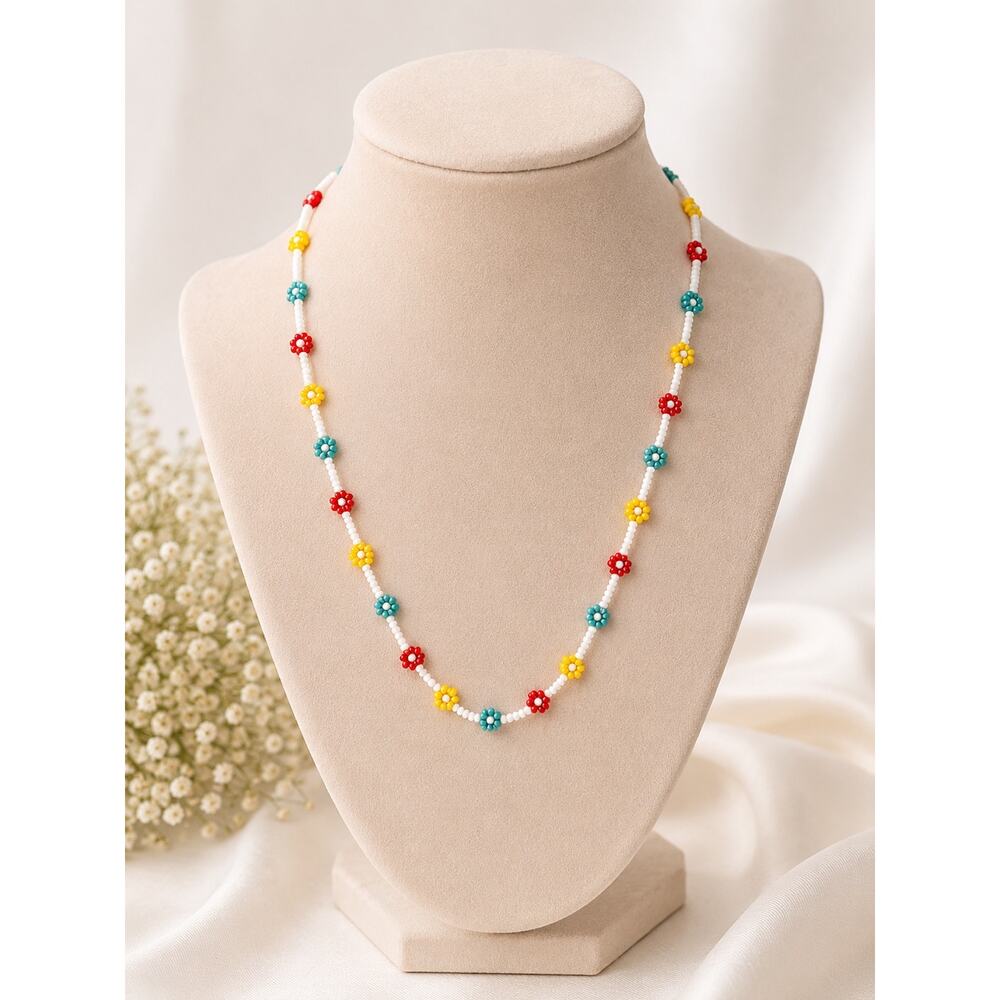 Handmade Colorful Daisy Beaded Necklace Y2K Floral Seed Bead Jewelry - Picture 1 of 4